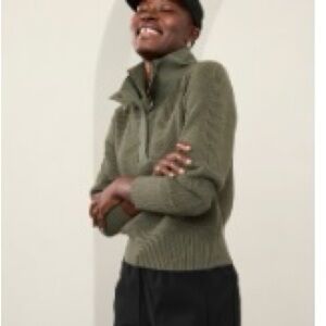 Hanover half zip sweater Athleta (in green)